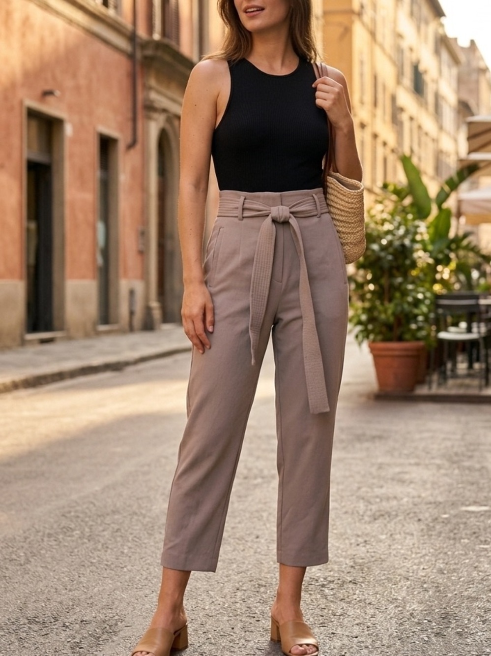 NWOT Aritzia Wilfred High Waist Tie-Front Paperbag Crepe Pant Taupe Size 2
